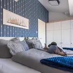 Baltic Penthouse Knaakje * זינקסט